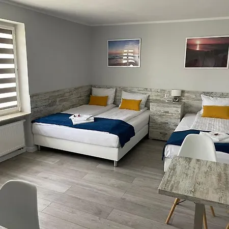 Atlantis Kwatera prywatna *