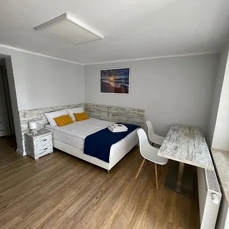 Atlantis Rum i privatbostad Mielno (Koszalin)