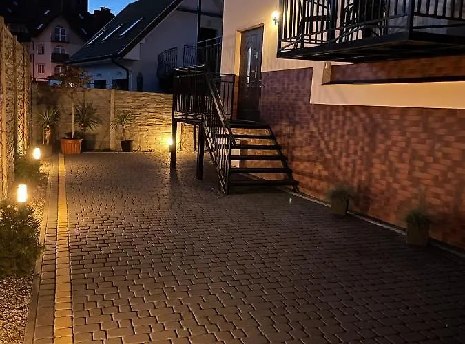 Atlantis Проживание в семье *