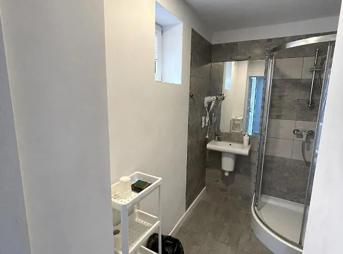 Atlantis ホームステイ *