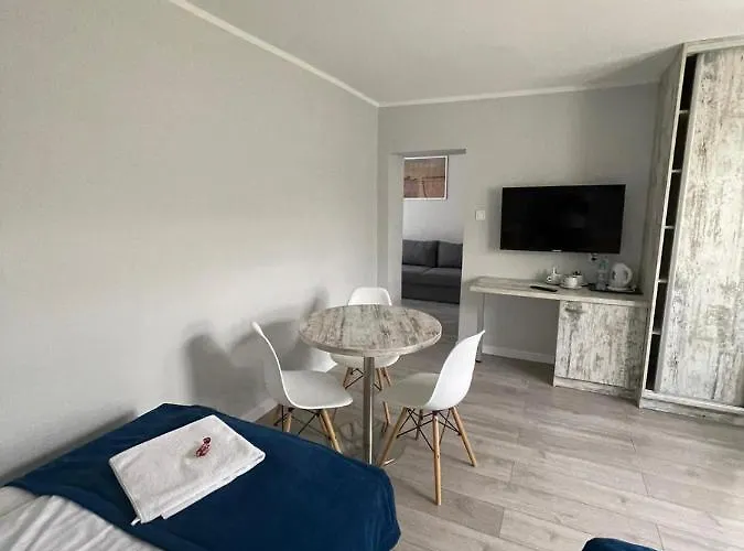 Atlantis ホームステイ *