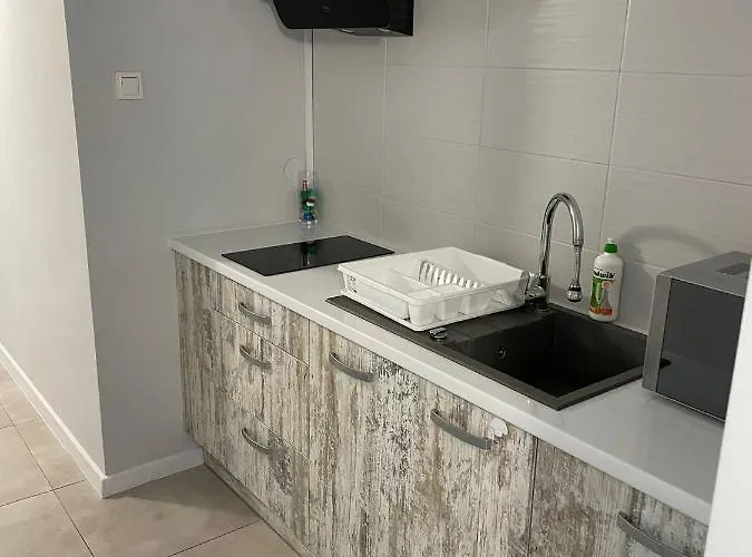 Atlantis Проживание в семье Мельно