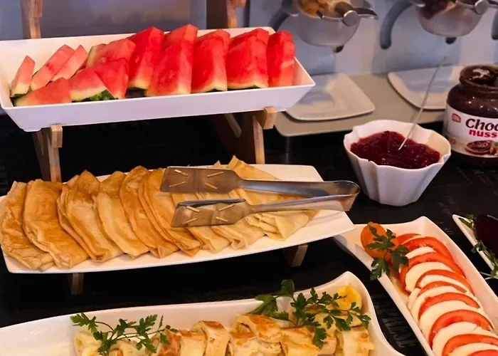 Проживание в семье Atlantis Мельно